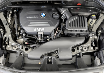 Подержанный автомобиль BMW X1 2017 года (9 фото)