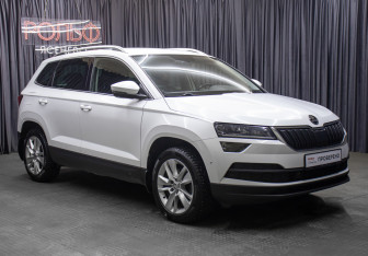 Подержанный автомобиль Skoda Karoq 2020 года (3 фото)