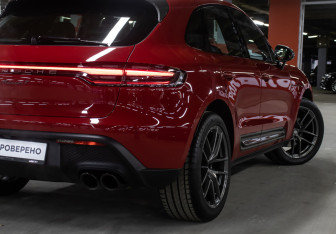 Подержанный автомобиль Porsche Macan 2023 года (26 фото)
