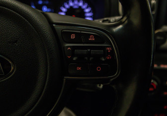 Подержанный автомобиль Kia Sportage 2018 года (12 фото)