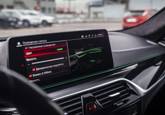 Подержанный автомобиль BMW M5 Sedan 2020 года (31 фото)