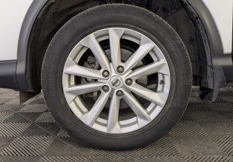 Подержанный автомобиль Nissan Qashqai 2020 года (12 фото)