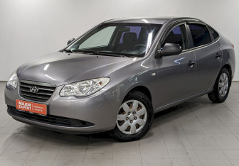 Подержанный автомобиль Hyundai Elantra Sedan 2010 года (1 фото)