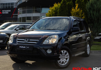 Подержанный автомобиль Honda CR-V 2005 года (20 фото)