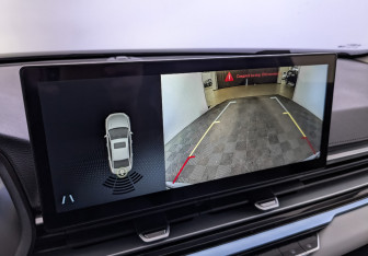 Подержанный автомобиль Geely Emgrand 2023 года (26 фото)