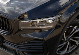 Подержанный автомобиль Geely Monjaro 2024 года (27 фото)