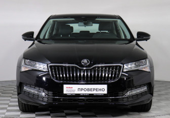 Подержанный автомобиль Skoda Superb Liftback 2025 года (2 фото)