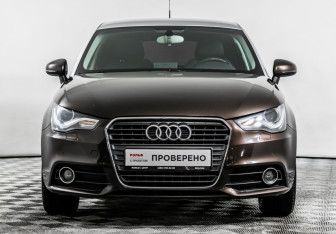 Подержанный автомобиль Audi A1 2013 года (2 фото)