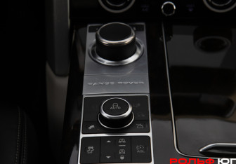 Подержанный автомобиль Land Rover Range Rover 2013 года (21 фото)