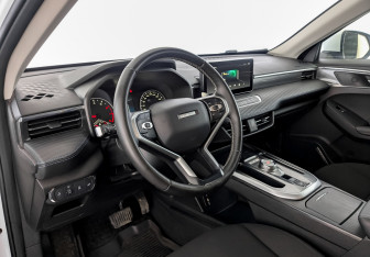 Подержанный автомобиль Haval Jolion 2023 года (16 фото)