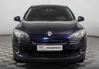 Подержанный автомобиль Renault Megane Hatchback 2012 года (2 фото)