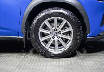 Подержанный автомобиль Lexus NX 2021 года (24 фото)