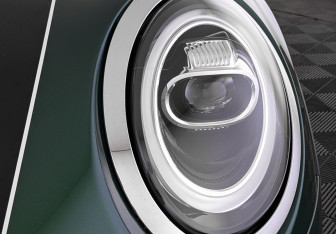 Подержанный автомобиль MINI Hatch 2019 года (11 фото)