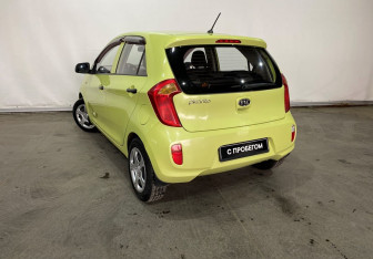 Подержанный автомобиль Kia Picanto 2011 года (6 фото)