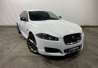 Подержанный автомобиль Jaguar XF Sedan 2014 года (3 фото)