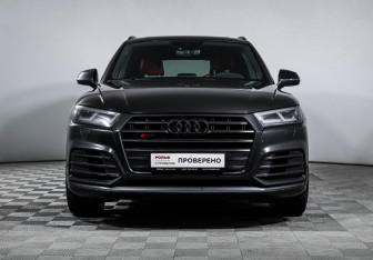 Подержанный автомобиль Audi SQ5 2019 года (2 фото)