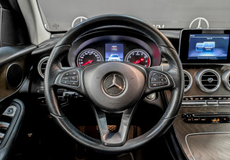 Подержанный автомобиль Mercedes-Benz GLC Coupe 2017 года (21 фото)