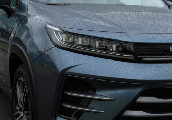 Подержанный автомобиль Exeed LX 2022 года (19 фото)