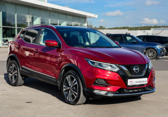 Подержанный автомобиль Nissan Qashqai 2019 года (2 фото)