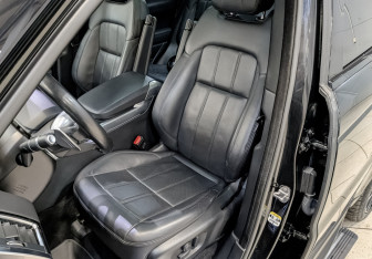 Подержанный автомобиль Land Rover Range Rover Sport 2021 года (19 фото)