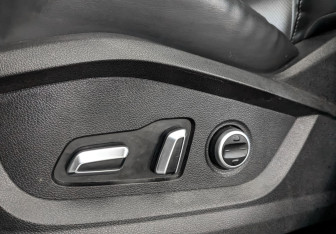 Подержанный автомобиль Exeed LX 2022 года (27 фото)