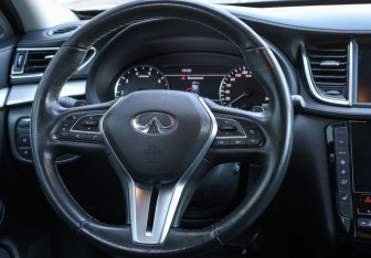 Подержанный автомобиль Infiniti QX50 2021 года (17 фото)