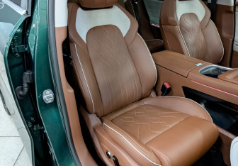 Подержанный автомобиль Voyah Free 2024 года (22 фото)