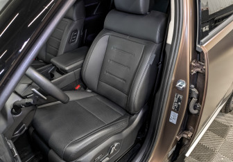 Подержанный автомобиль Hyundai Santa Fe 2024 года (20 фото)