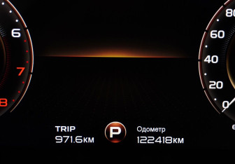 Подержанный автомобиль Geely Tugella 2022 года (9 фото)