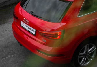 Подержанный автомобиль Audi Q3 2016 года (21 фото)