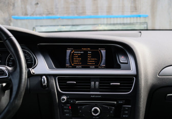 Подержанный автомобиль Audi A4 allroad 2014 года (10 фото)