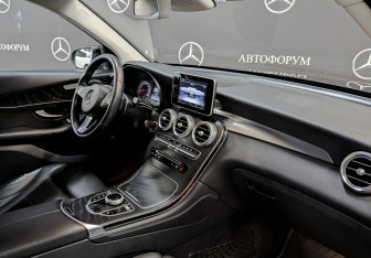 Подержанный автомобиль Mercedes-Benz GLC Coupe 2017 года (13 фото)