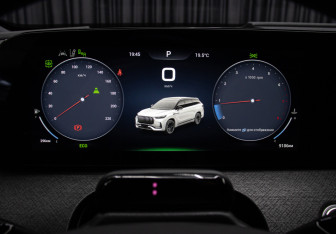 Подержанный автомобиль Jaecoo J8 2024 года (13 фото)