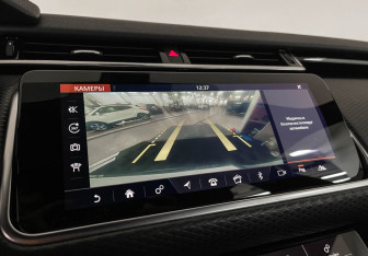 Подержанный автомобиль Land Rover Range Rover Velar 2019 года (21 фото)