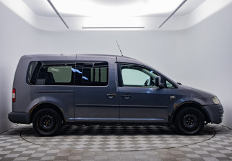 Подержанный автомобиль Volkswagen Caddy Compactvan 2008 года (6 фото)