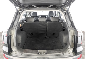 Подержанный автомобиль Москвич 3 2023 года (10 фото)