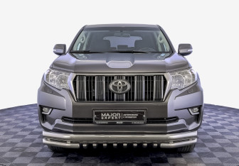Подержанный автомобиль Toyota Land Cruiser Prado 2021 года (2 фото)