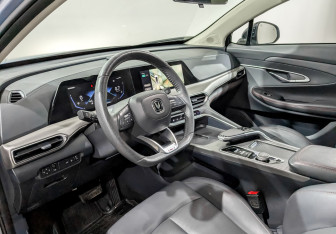 Подержанный автомобиль Changan UNI-T 2023 года (16 фото)