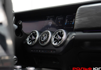 Подержанный автомобиль Tank 300 2023 года (16 фото)