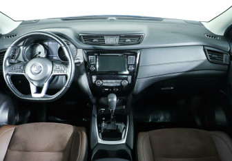 Подержанный автомобиль Nissan Qashqai 2020 года (12 фото)