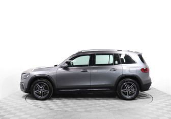 Подержанный автомобиль Mercedes-Benz GLB 2024 года (8 фото)