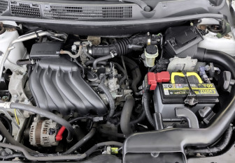 Подержанный автомобиль Nissan Qashqai 2013 года (9 фото)