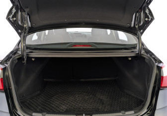 Подержанный автомобиль Kia Cerato Sedan 2016 года (10 фото)