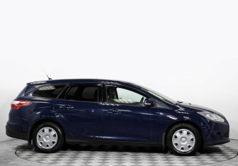 Подержанный автомобиль Ford Focus Wagon 2012 года (4 фото)