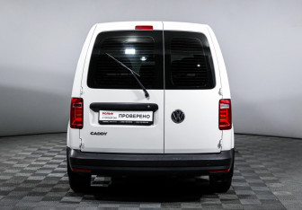 Подержанный автомобиль Volkswagen Caddy Compactvan 2016 года (6 фото)