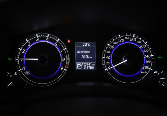 Подержанный автомобиль Infiniti QX50 2016 года (16 фото)