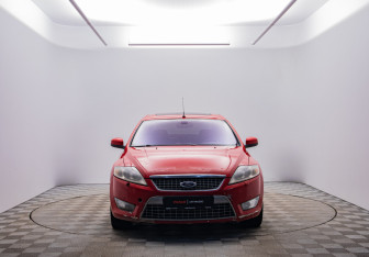 Подержанный автомобиль Ford Mondeo Sedan 2008 года (8 фото)