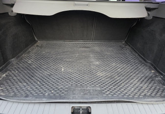 Подержанный автомобиль Ford Focus Wagon 2010 года (18 фото)