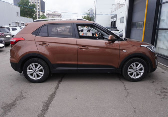 Подержанный автомобиль Hyundai Creta 2017 года (4 фото)