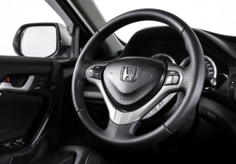 Подержанный автомобиль Honda Accord Sedan 2008 года (13 фото)